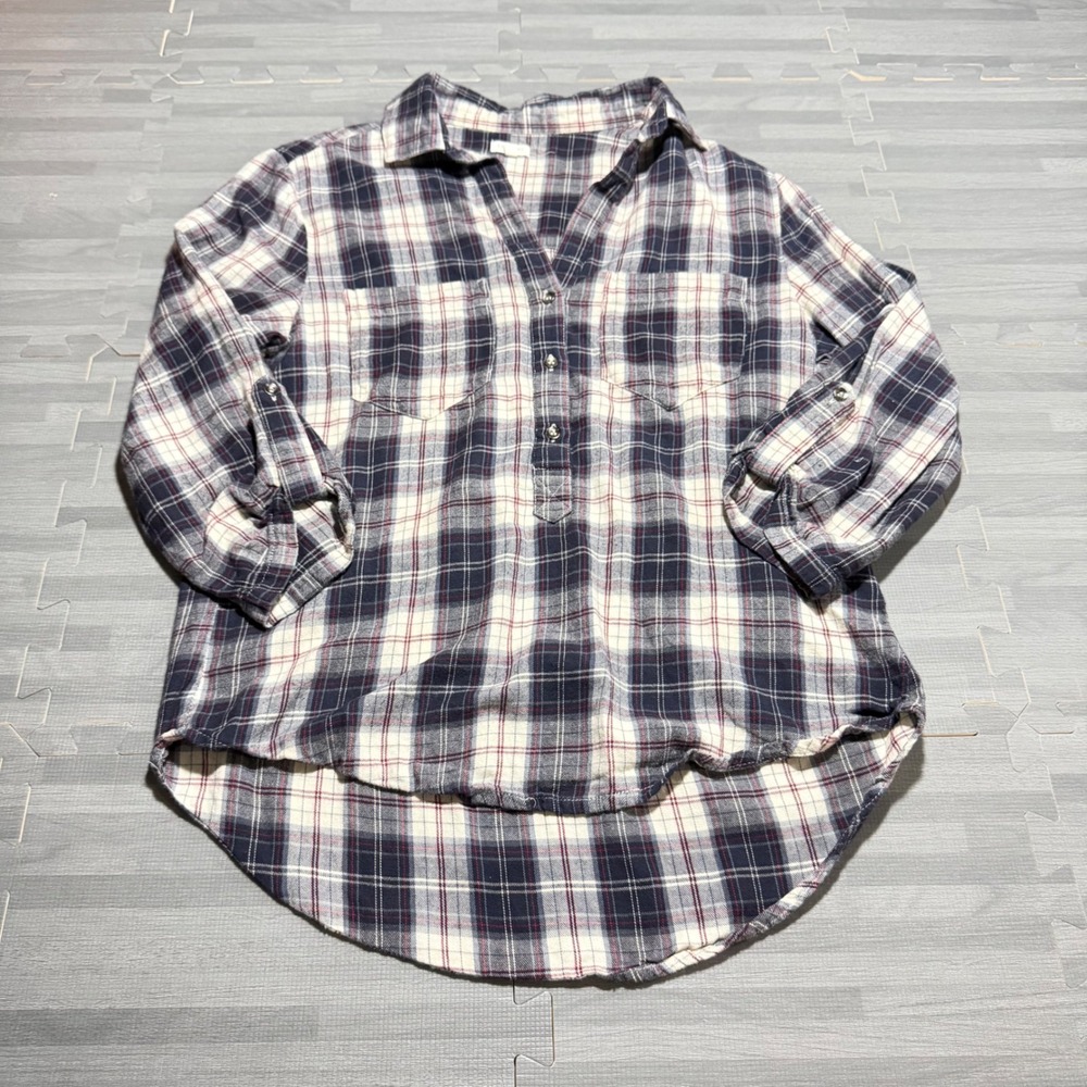 En Crème Plaid Flannel Henley Shirt Navy Burgundy White Long Sleeve Tunic Top